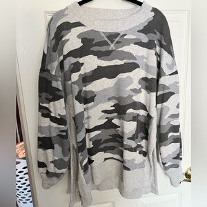 Aerie dark camo sweatshirt size M